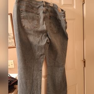 Levi's Jeans. 24w